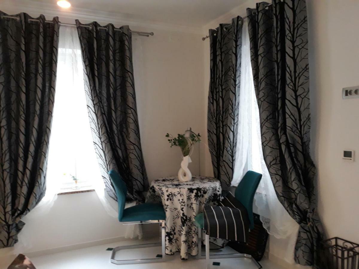 Apartments Paris أوماغ المظهر الخارجي الصورة